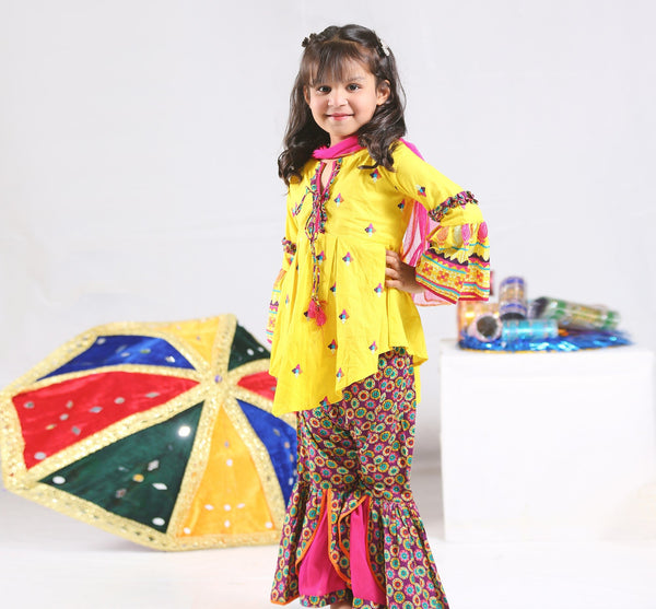 Girls Suit Set With Yellow Kurti & Bottom - Chand Tara